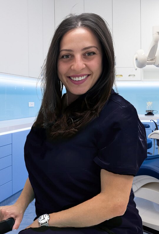 Teeth Whitening In London - Dr Edina mobile